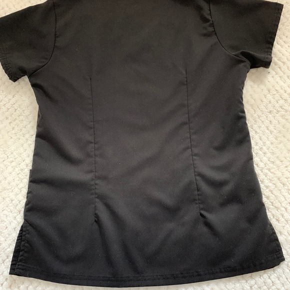 Black scrub top - Marilyn Monroe by mediChic - Picture 2 of 2